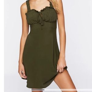 *NEW* forever 21 Ruffle trim sweetheart mini dress sz L forest green